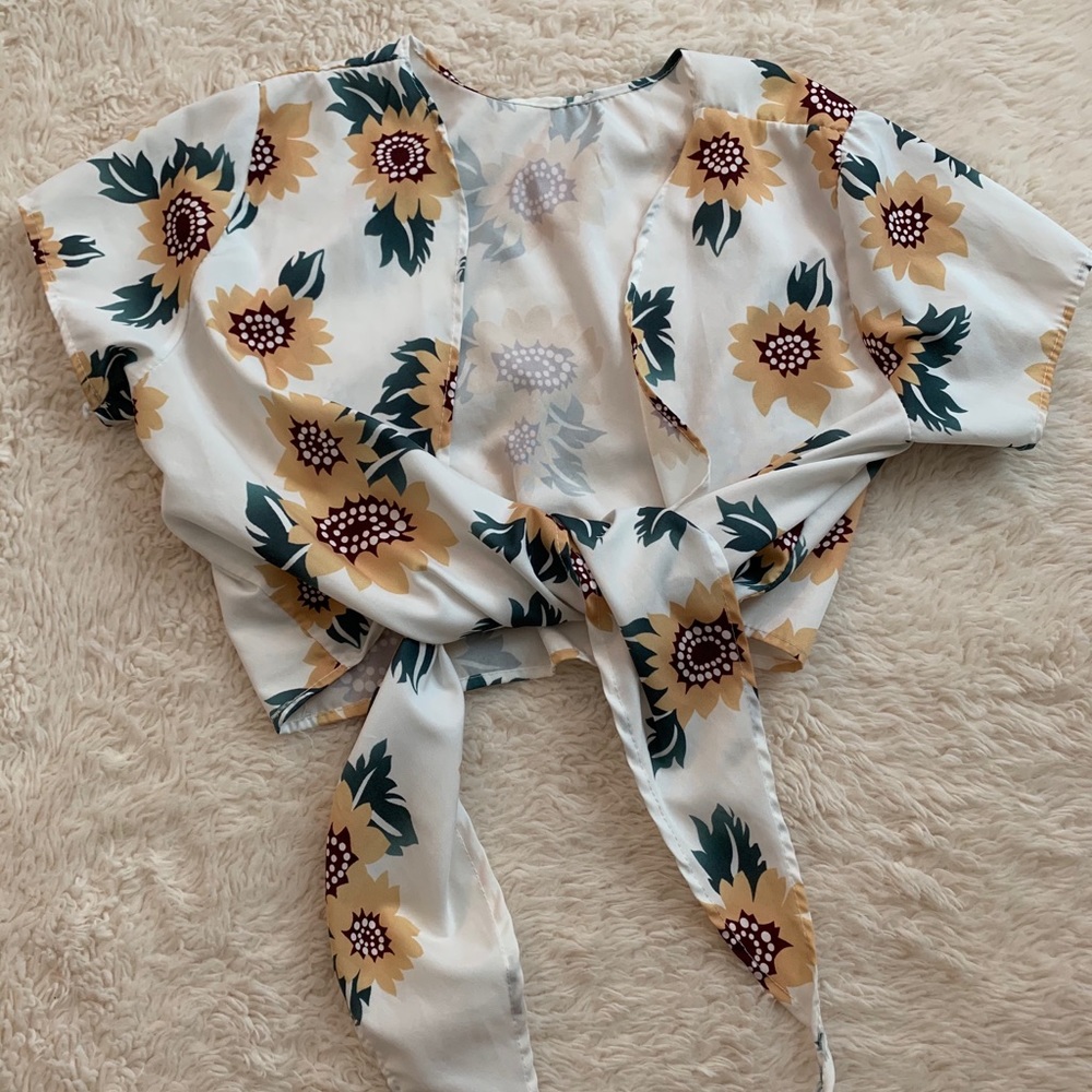 Sunflower Tie Front Crop Top
